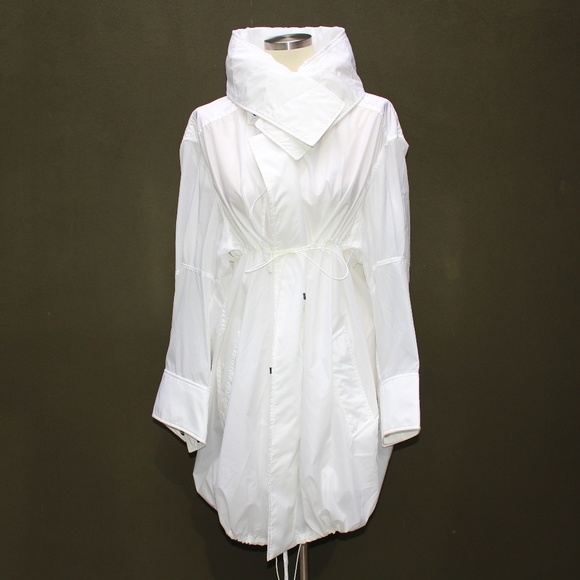 Calvin Klein Collection Jackets & Blazers - Calvin Klein Collection white raincoat